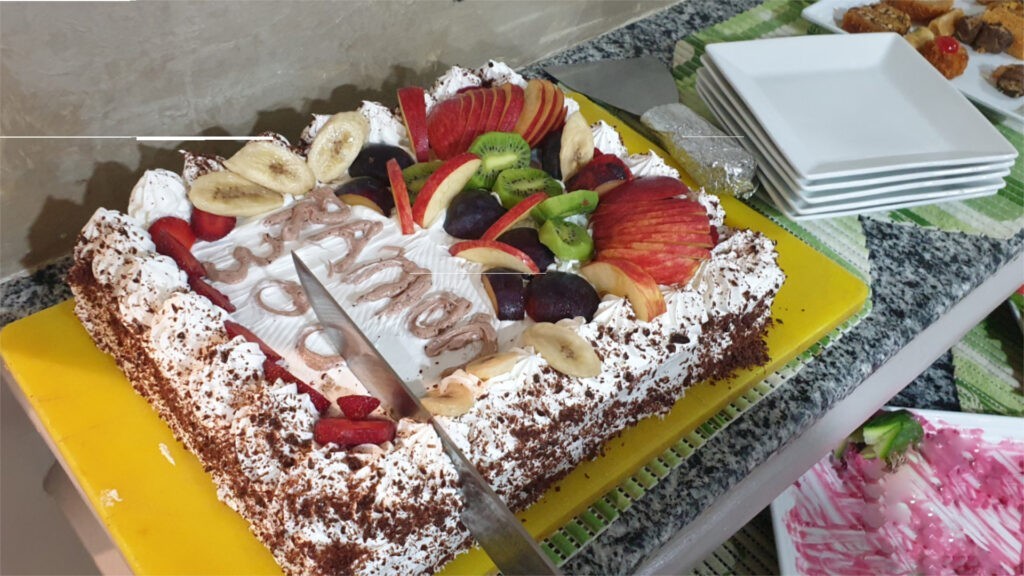 Tauchsafari RotesMeer Egypt Diving Tauchen Liveaboard Feier Kuchen